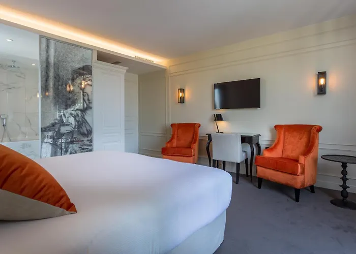 オテル ラ コムテーズ