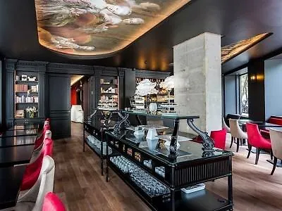 オテル ラ コムテーズ