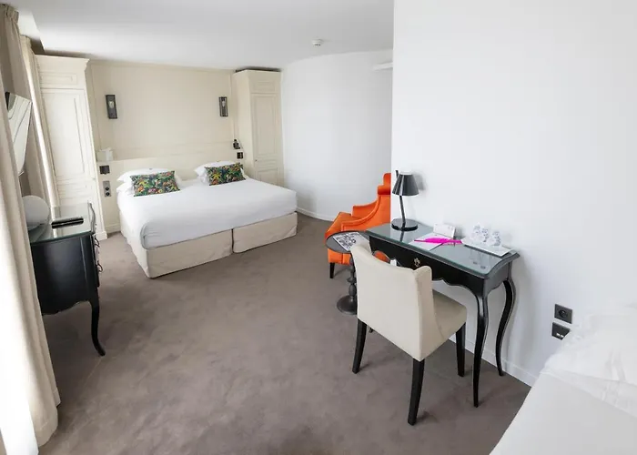 Hotel La Comtesse Paris