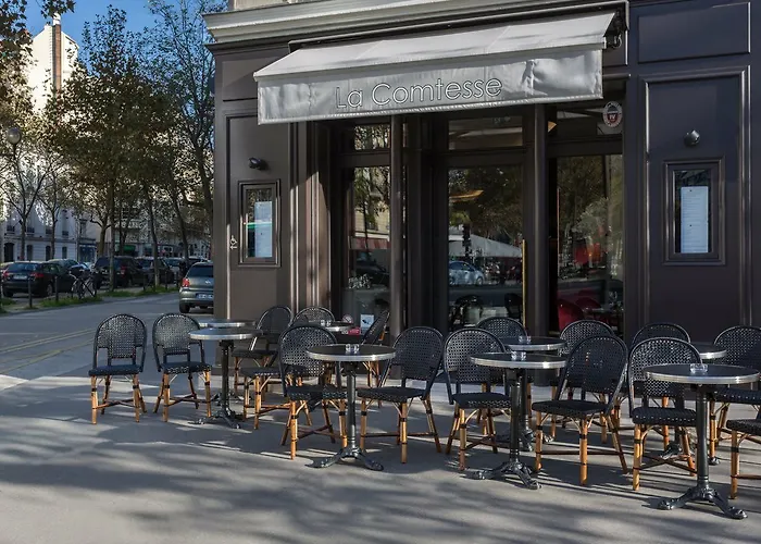 La Comtesse Paris