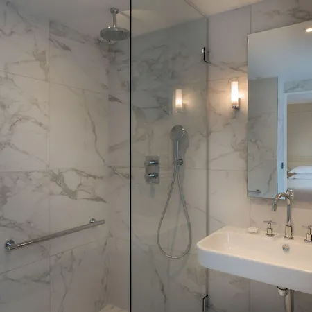 Hotel La Comtesse 4*