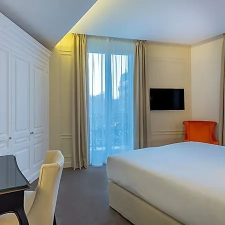 Hotel La Comtesse Paris