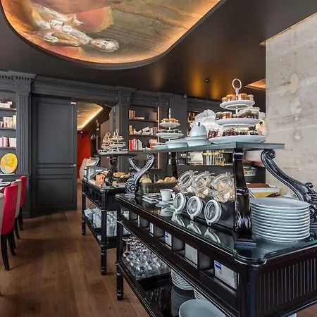 Hotel La Comtesse Paris