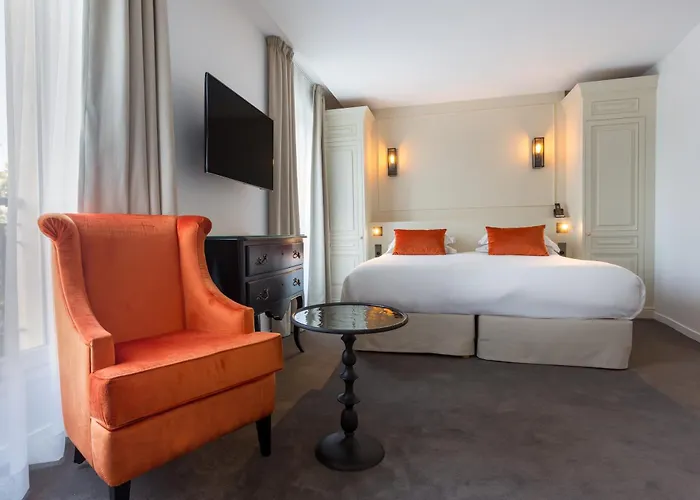 Hotel La Comtesse 4*