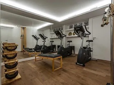 伯爵夫人酒店 酒店 4*