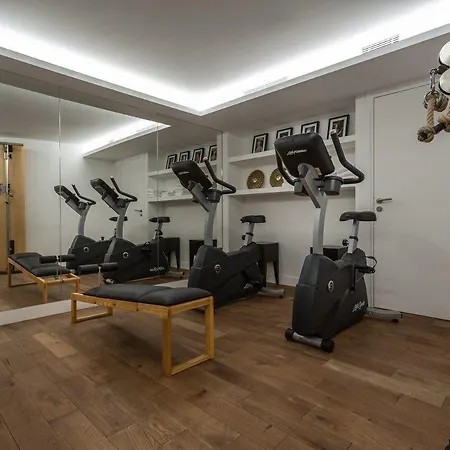 فندق لا كومتيس باريس